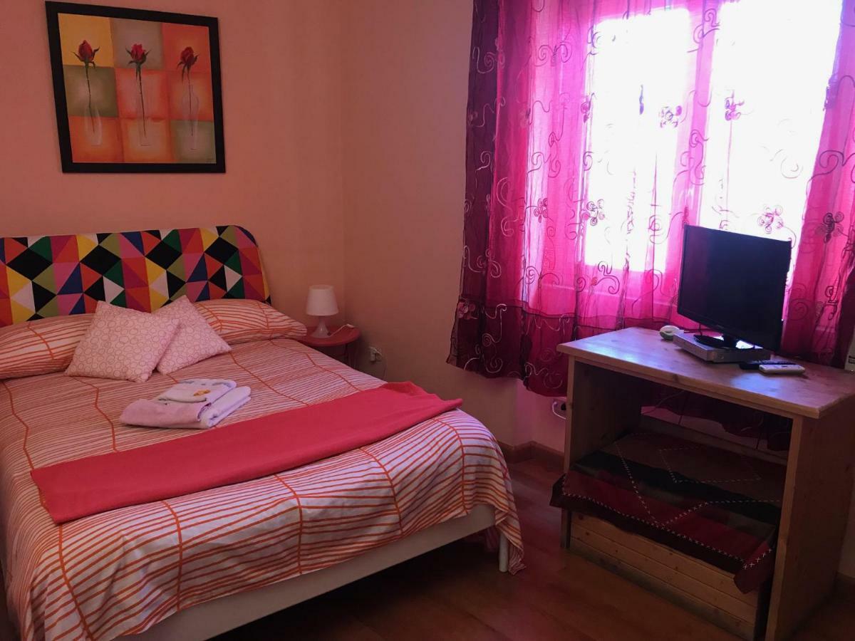Bed and Breakfast I Colori Di Sara Катания Экстерьер фото