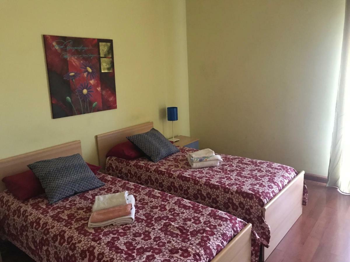 Bed and Breakfast I Colori Di Sara Катания Экстерьер фото
